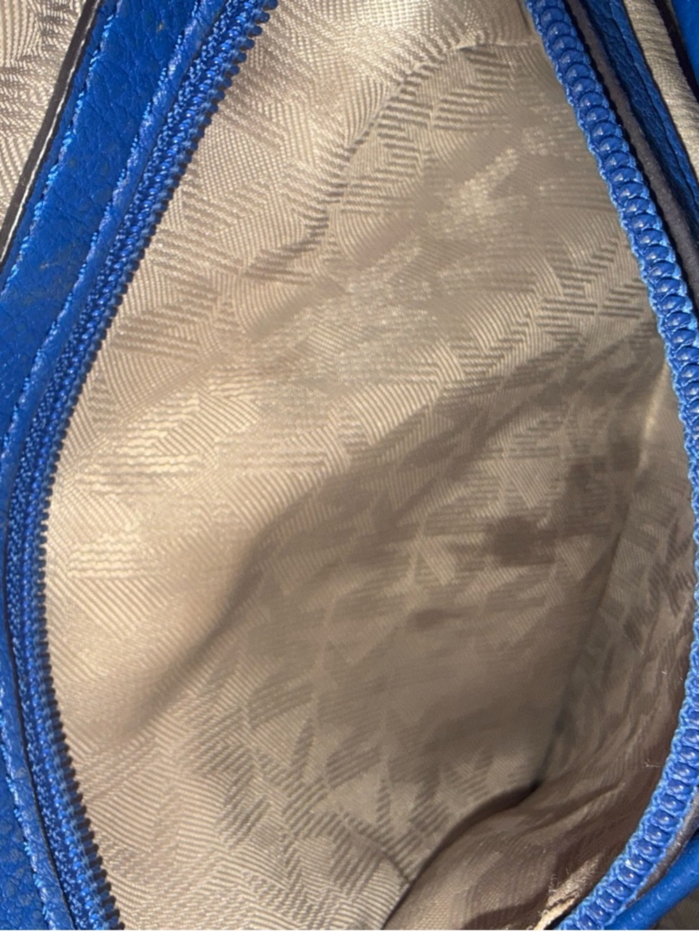 Michael Kors Royal Blue Pebbled Leather Shoulder Bag - Picture 6 of 7